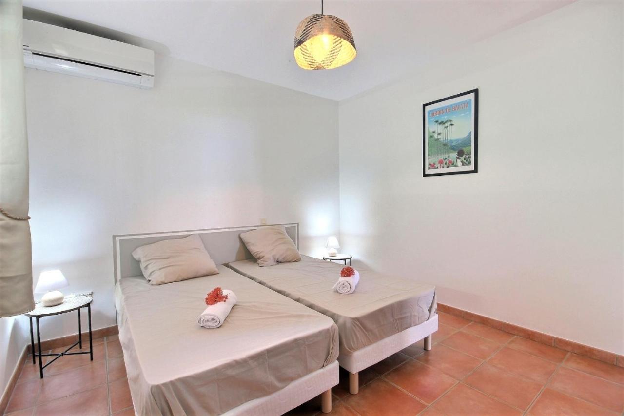Villa Carib Turquoise : 4 Ch, Grande Piscine, Vue Sur Sainte-Lucie Riviere-Salee エクステリア 写真
